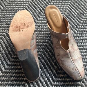 Palatines leather mules, Artist edition